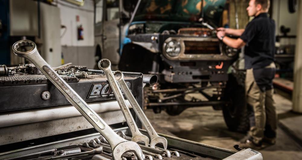 5 ویژگی که مکانیکی یونس رضایی در دورود دارد